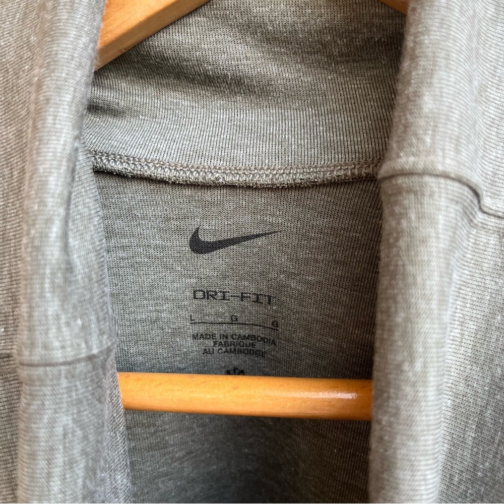 Nike Olive Green Women's Maternity Reversible Sweatshirt - Picture 3 of 4